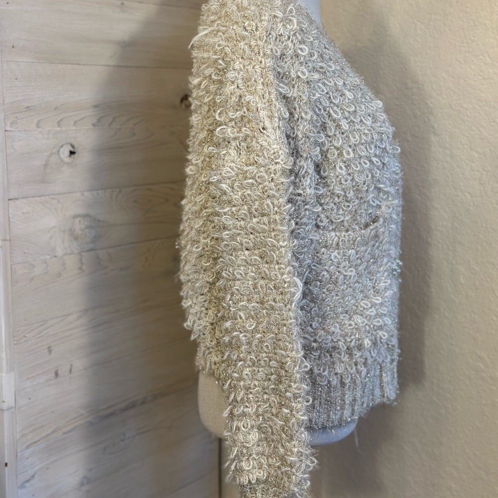 Loveriche NWOT sz estimated Large‎ bling looped cream cardigan w pearl buttons - Picture 5 of 10